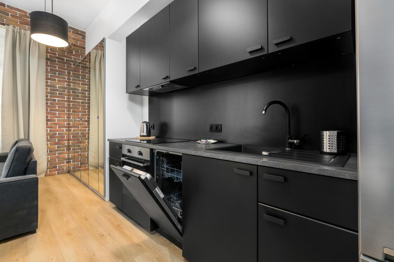 Apartment Poznan Mtp Chelmonskiego By Noclegi Renters Экстерьер фото